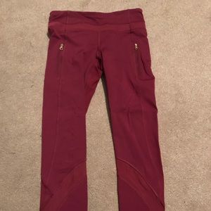 Lululemon Inspire 7/8 pant size 4